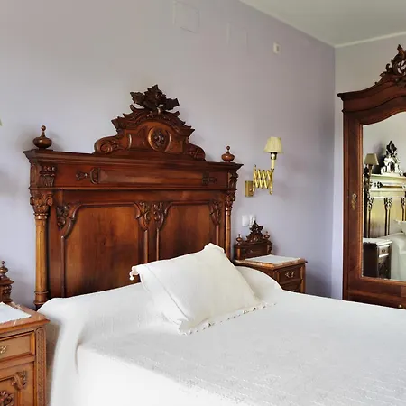 La Casona De La Roza *