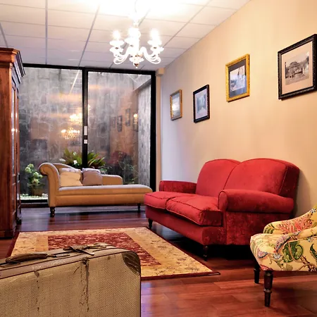 La Casona De La Roza