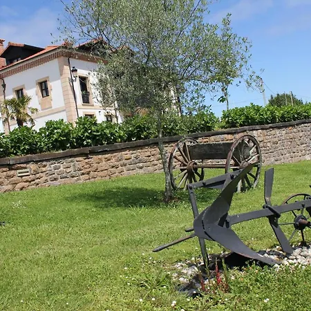 La Casona De La Roza