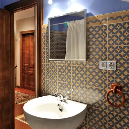 La Casona De La Roza * Valbucar