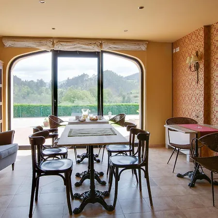 La Casona De La Roza *