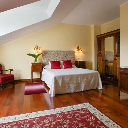 La Casona De La Roza