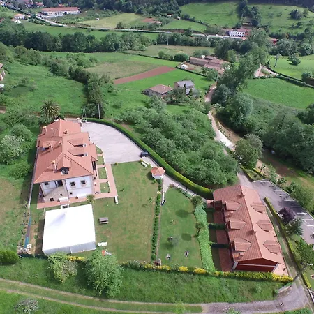 La Casona De La Roza * Valbucar