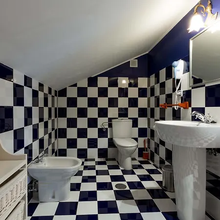 Апартаменты La Casona De La Roza Valbucar